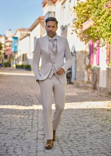 calvi beige Costume de mariage