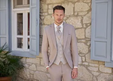 piana-beige costume de mariage